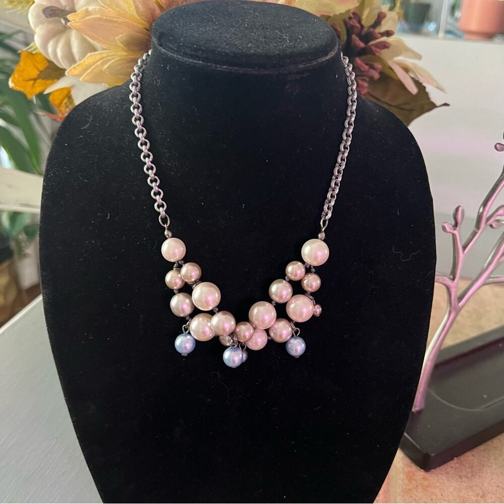 Sabika Chunky Chainlink Faux Pearl Necklace Winter 2016